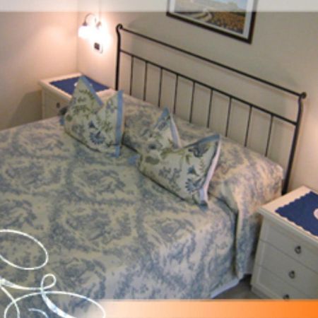 Ladi’s B&B Bardolino Bagian luar foto