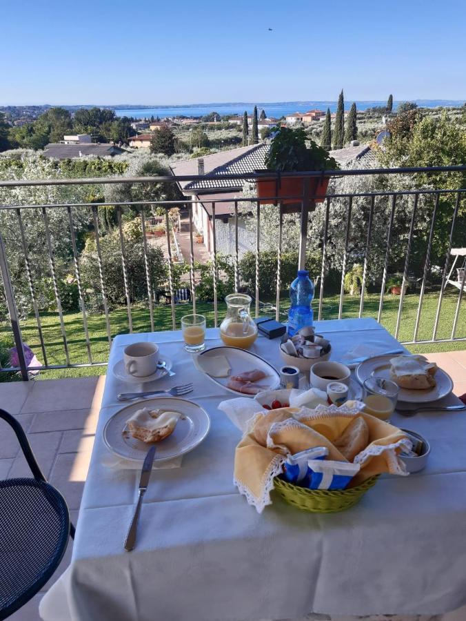 Ladi’s B&B Bardolino Bagian luar foto